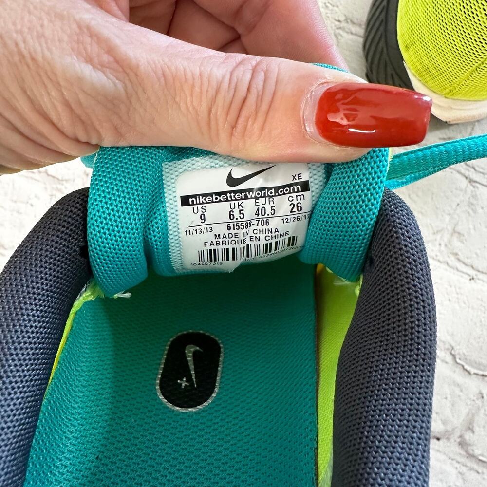 Nike zoom structure athletic shoes - Picture 9 of 9